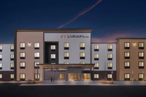 LivAway Suites Missoula 6