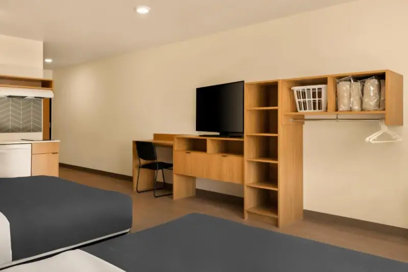 Queen Room - Disability Access