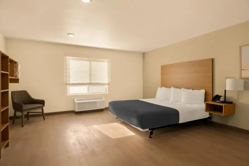Deluxe King Studio